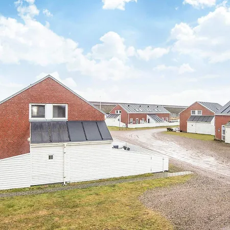 6 Person In Romo-by Traum Sønderby